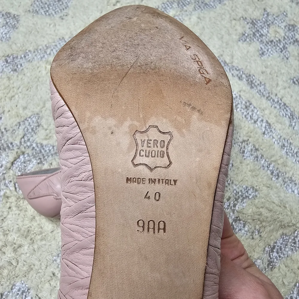 VTG Via Spiga Ruched Leather Pumps